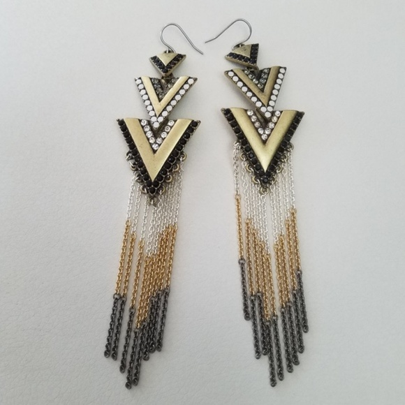 SOLD - Faux Gold Arrow Fringe Necklace & Earrings - Picture 6 of 8